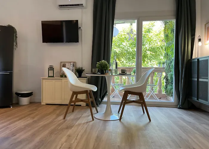 Apartament De La Madrona 1St Floor Easy Street Parking