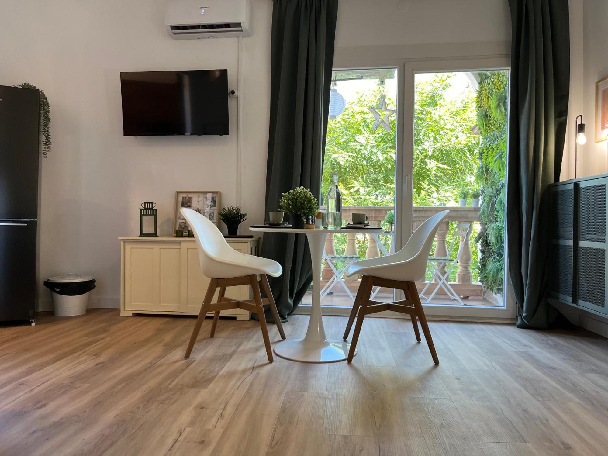 Apartamento De La Madrona 1st Floor Easy Street Parking